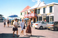 � B.Cloutier - Travel-Images.com