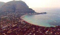 � A.Slaczka and M.Torres - Travel-Images.com